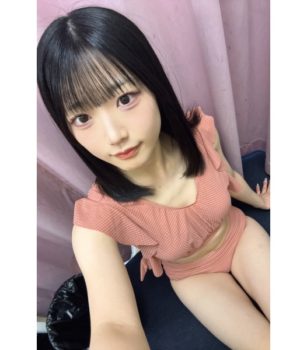 本日終了、 AV女優の「 輝星きら」が着用した下着をオークションでGET、　『輝星きらちゃんがサイン会で着用したのココアブラウンのビキニとサイン入りインスタントフィルム』 オークションに参加して手に入れよう　  2026/2/28(土) 22:00 〜で終了だよ